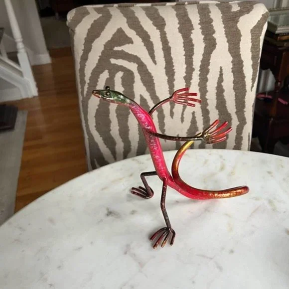 Welded Desert Lizard Wine Holder from Moab Utah - Picture 4 of 10